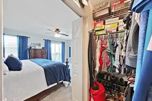 8229 Eagles Park Dr N, Saint Petersburg, FL 33709 - Photo 22