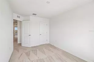 6856 Holcombe Down Dr, Zephyrhills, FL 33541 - Photo 26