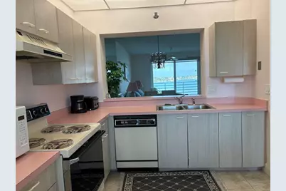 7979 Sailboat Key Boulevard S #306, South Pasadena, FL 33707 - Photo 8