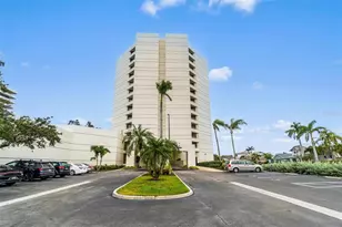 5950 Pelican Bay Plaza S, Saint Petersburg, FL 33707 - Photo 44