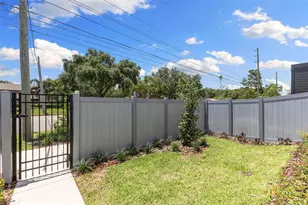 2211 16th St N, Saint Petersburg, FL 33704 - Photo 30
