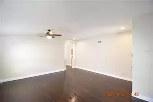 1922 Sean Wood Cir, Brandon, FL 33510 - Photo 8