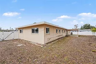 213 Park St N, Saint Petersburg, FL 33710 - Photo 28