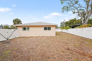 213 Park St N, Saint Petersburg, FL 33710 - Photo 30