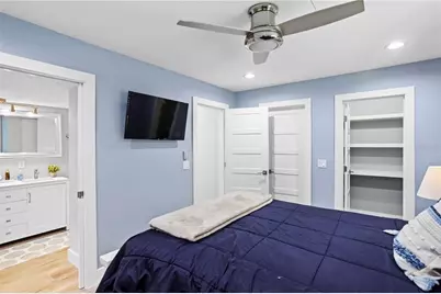 223 Palm Island SW, Clearwater, FL 33767 - Photo 46