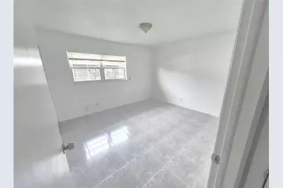 2418 Wishing Well Circle, Tampa, FL 33619 - Photo 4