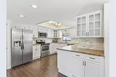 9429 Laura Anne Drive, Seminole, FL 33776 - Photo 18