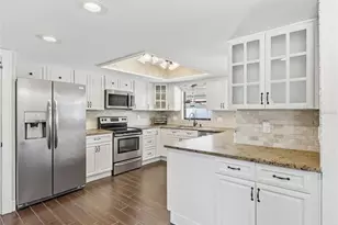 9429 Laura Anne Dr, Seminole, FL 33776 - Photo 18