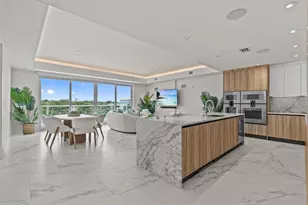 1020 Sunset Point Rd, Clearwater, FL 33755 - Photo 2