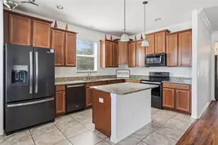 2444 Dakota Rock Dr, Ruskin, FL 33570 - Photo 8
