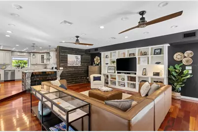 10402 Oakbrook Drive, Tampa, FL 33618 - Photo 22