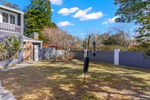 10402 Oakbrook Dr, Tampa, FL 33618 - Photo 84