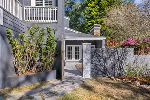 10402 Oakbrook Dr, Tampa, FL 33618 - Photo 84