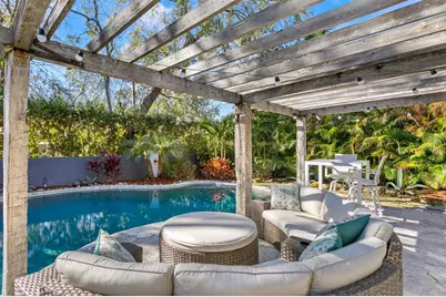 10402 Oakbrook Drive, Tampa, FL 33618 - Photo 76