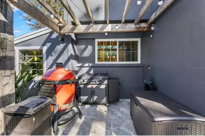 10402 Oakbrook Drive, Tampa, FL 33618 - Photo 74