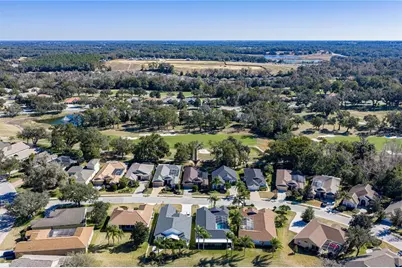 12422 Woodlands Circle, Dade City, FL 33525 - Photo 2