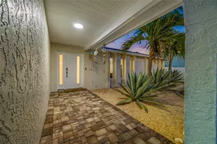 17161 2nd St E, North Redington Beach, FL 33708 - Photo 6