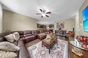 10226 Summer Azure Dr, Riverview, FL 33578 - Photo 28