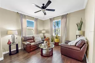 10226 Summer Azure Dr, Riverview, FL 33578 - Photo 8