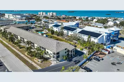 460 Paula Drive S #401, Dunedin, FL 34698 - Photo 1