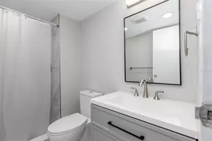 10355 Paradise Blvd, Treasure Island, FL 33706 - Photo 36