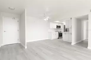 10355 Paradise Blvd, Treasure Island, FL 33706 - Photo 18