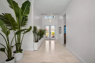 755 116th Ave, Treasure Island, FL 33706 - Photo 6