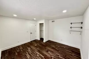 1813 E Wood St, Tampa, FL 33604 - Photo 10