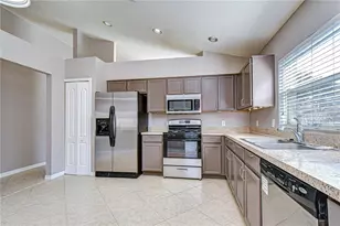 29019 Old Marsh, Wesley Chapel, FL 33543 - Photo 16