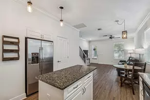 638 Jetstar Ln, Oldsmar, FL 34677 - Photo 22