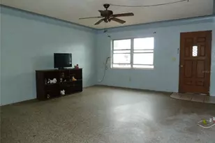 3113 25th St N, Saint Petersburg, FL 33713 - Photo 2