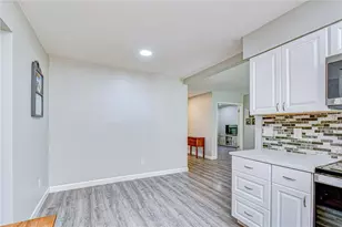 15310 Lazy Lake Pl, Tampa, FL 33624 - Photo 22