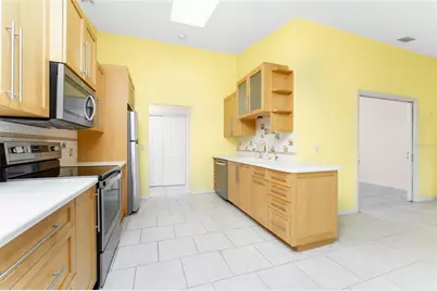 302 Singapore Rd, Punta Gorda, FL 33950 - Photo 12