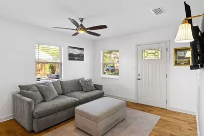 4722 W Wallcraft Avenue, Tampa, FL 33611 - Photo 6