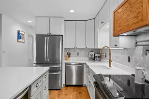 4722 W Wallcraft Ave, Tampa, FL 33611 - Photo 4