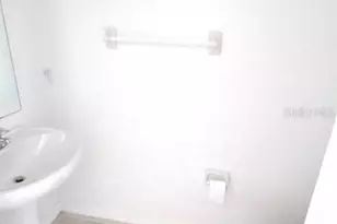 2554 Leonia Ln, Zephyrhills, FL 33541 - Photo 10