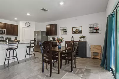 2741 Gardiner Lane, Zephyrhills, FL 33541 - Photo 16