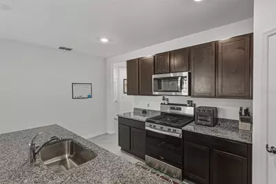 2741 Gardiner Lane, Zephyrhills, FL 33541 - Photo 18