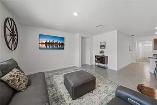 2741 Gardiner Ln, Zephyrhills, FL 33541 - Photo 8