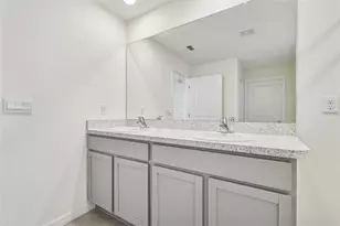 1353 Ocean Spray Dr, Ruskin, FL 33570 - Photo 18