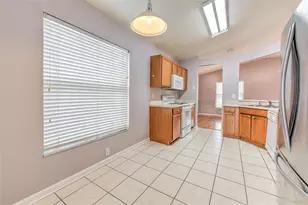 2703 Breakwater Ct, Brandon, FL 33511 - Photo 24