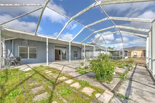 2703 Breakwater Ct, Brandon, FL 33511 - Photo 38