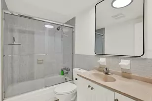 6015 19th St N, Saint Petersburg, FL 33714 - Photo 12