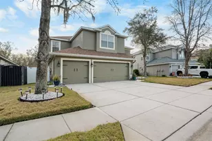 11012 Oyster Bay Cir, New Port Richey, FL 34654 - Photo 2