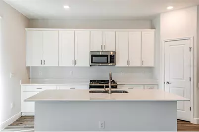 9998 Surrey Rose Drive, San Antonio, FL 33576 - Photo 2