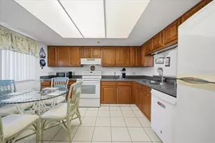 19111 Vista Bay Dr, Indian Shores, FL 33785 - Photo 6