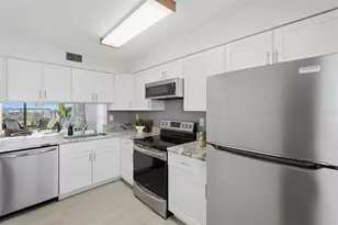 6291 Bahia Del Mar Cir, Saint Petersburg, FL 33715 - Photo 6