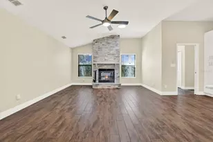 447 Whispering Lakes Blvd, Tarpon Springs, FL 34688 - Photo 10