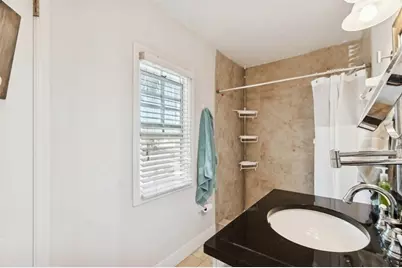 5110 Coquina Key Drive SE #C, Saint Petersburg, FL 33705 - Photo 20