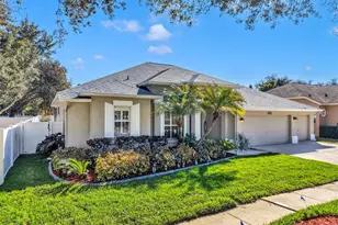 1105 Sweet Breeze Dr, Valrico, FL 33594 - Photo 2